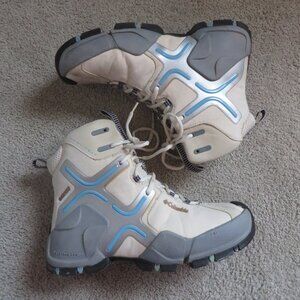 Columbia omni-heat techlite womens winter boots size 9 white/gray/blue # BL1444